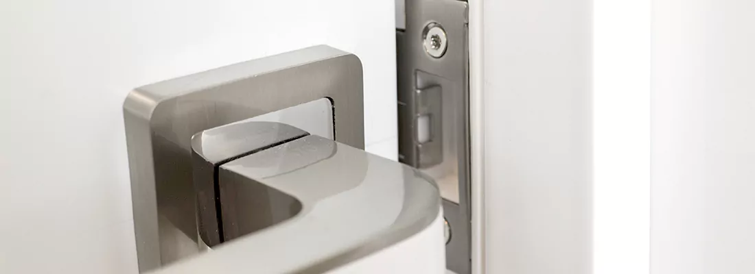 Seamless Integration of Magnetic Locks with Access Control Systems in Lakeland, FL
